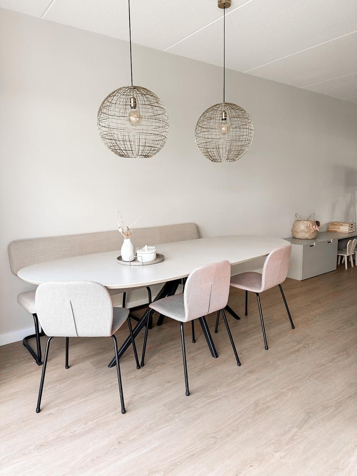 Betonlook tafel Rune